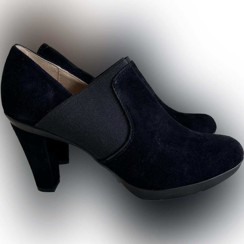 New Geox Respira Black Goat Suede Heel size 40